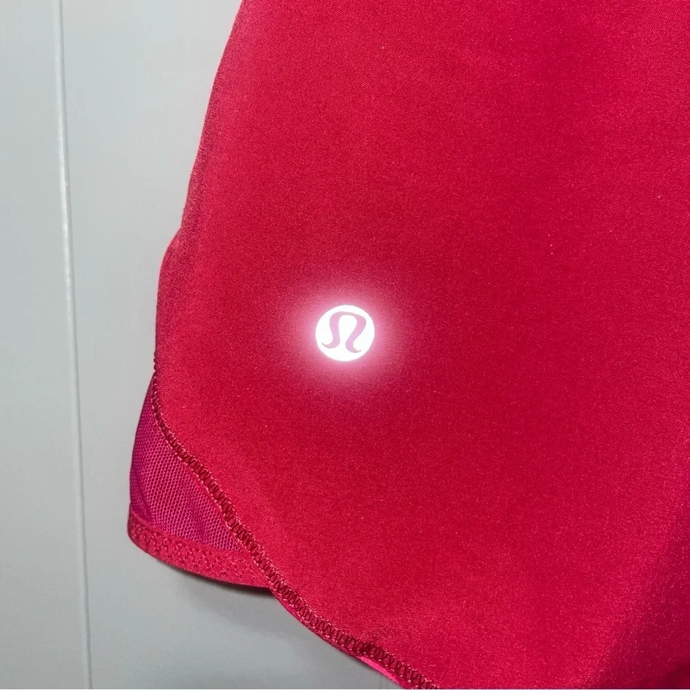 Lululemon Go the Distance Reversible Shorts West2East Stripe Bumble Berry Size 6